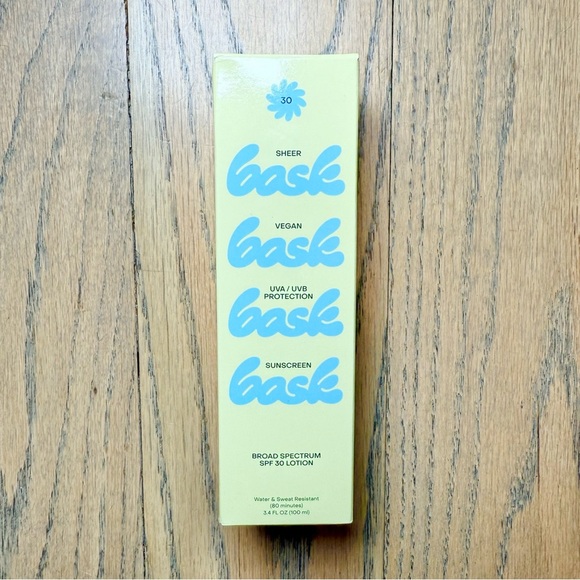 Bask Sheer Moisturizing Sunscreen Broad Spectrum SPF 30 Lotion New Never Opened - Picture 3 of 8